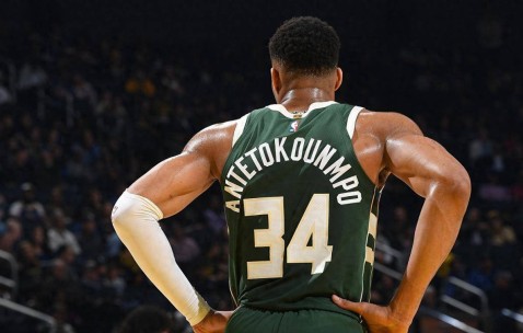 kaiyun-关于CBA常规赛赛程吃紧，密尔沃基雄鹿今晚主帅复盘，话题不断，数据趋势出现新变化的信息