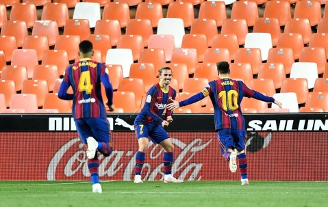 开云体育APP下载-风云突变！瓦伦西亚赛后外线爆发；西甲版图或变；话题不断；轮换策略成焦点的简单介绍