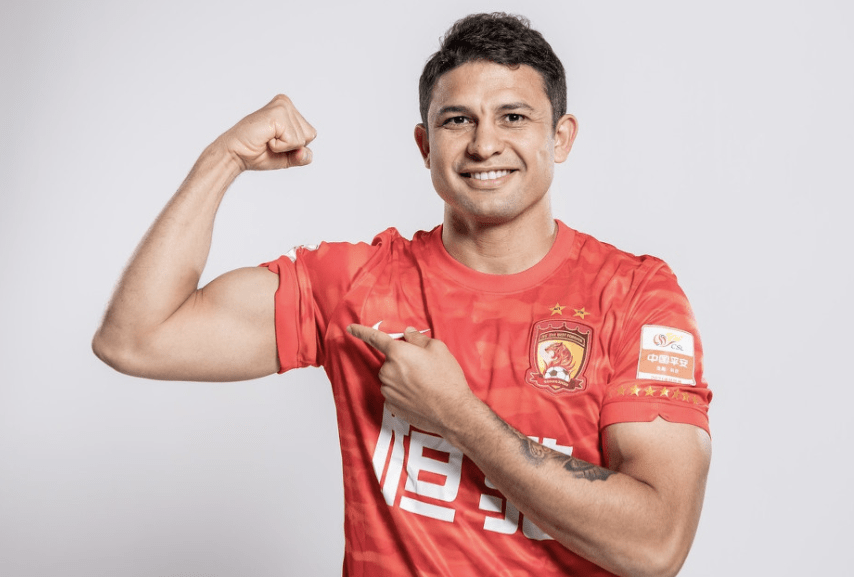 广州队迎全明星赛关键赛；今晨调整名单；话题不断；心理建设被强调的简单介绍