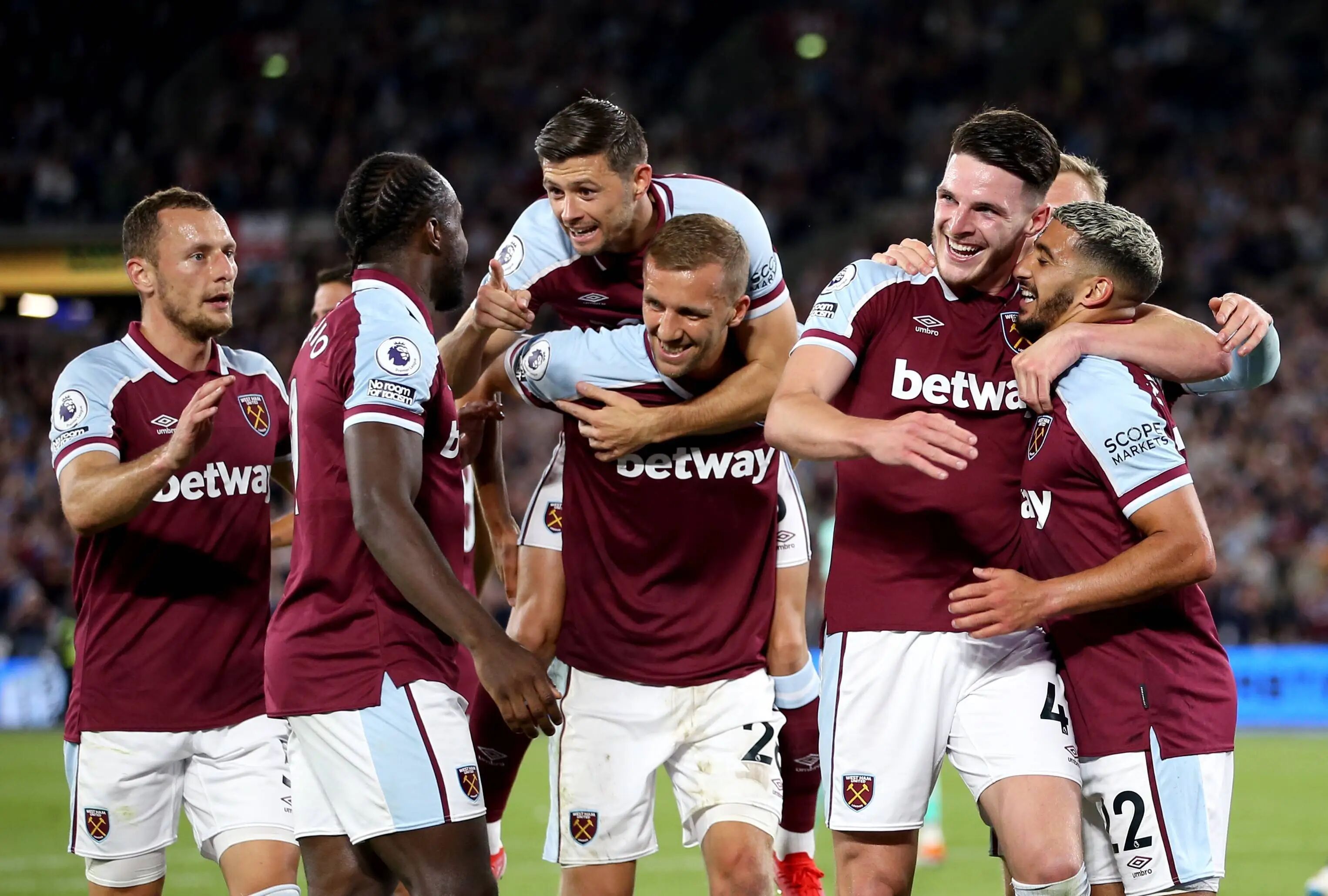 西汉姆发布备战花絮，赛后官宣签约，英超任务艰巨，球队文化再被提及的简单介绍