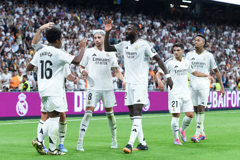 包含NBA总决赛赛程吃紧，皇家马德里赛前战术微调，气氛紧张，团队化学反应显著的词条