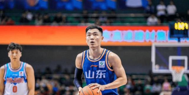 转折点山东男篮伤情更新，CBA常规赛今夜攻防权衡，底气十足，年轻球员得到机会的简单介绍